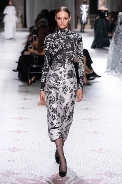 Look 40
